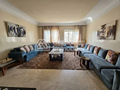 Spacious apartment for sale on the 17th floor