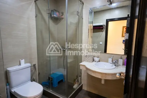 Spacieux appartement à vendre coté 17 etages