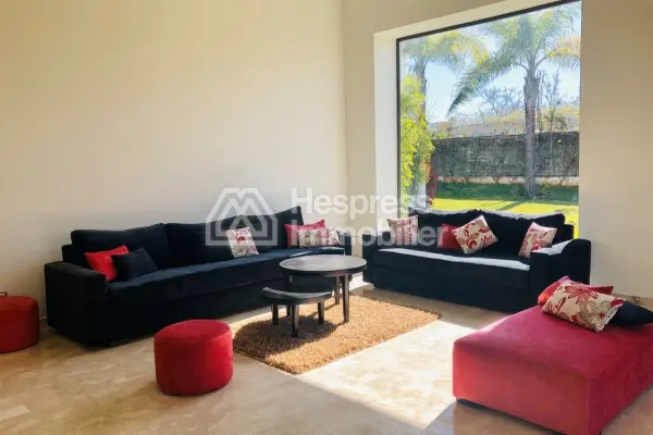 Spacieuse et belle villa à vendre à CasaDiaa