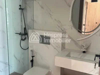 شقق فاخرة جديدة - بيرلا بوسكورة – من 75 مترًا مربعًا إلى 100 متر مربع