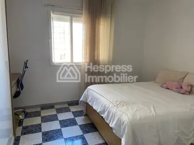 Large 4-bedroom apartment in the city center
