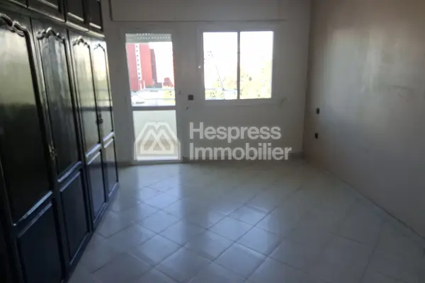 Apartment with no overlooking neighbors in the city center
