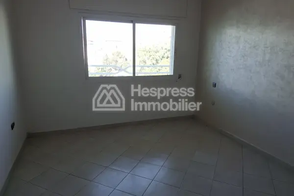 Apartment with no overlooking neighbors in the city center