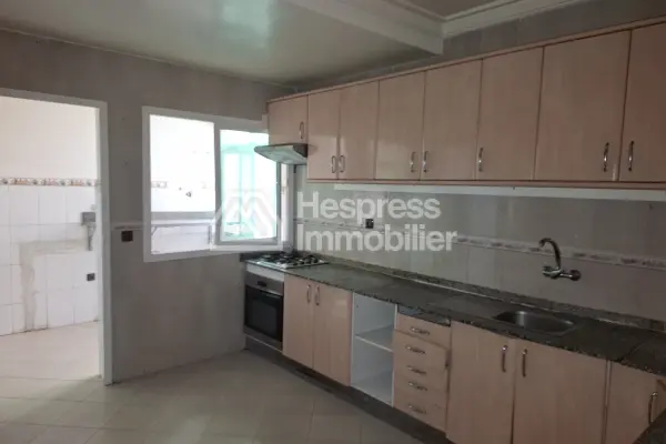 Apartment with no overlooking neighbors in the city center