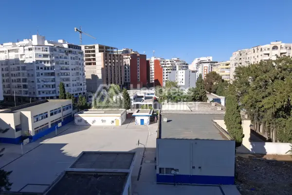 Apartment with no overlooking neighbors in the city center