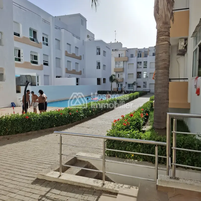 Apartment in a seaside residence