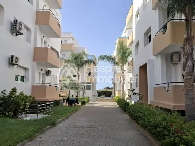 Apartment in a seaside residence