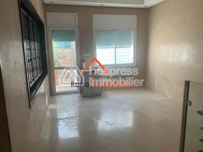 Villa for sale, 350m² in Hay Riad