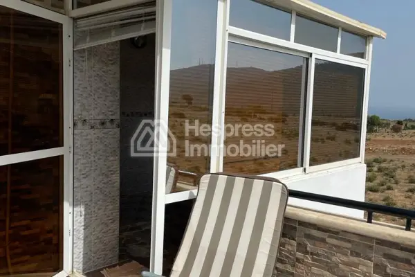 Apartment in a seaside residence