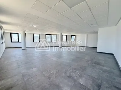 New office for rent in Uptown CFC