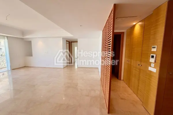 Two-bedroom apartment for rent, unfurnished