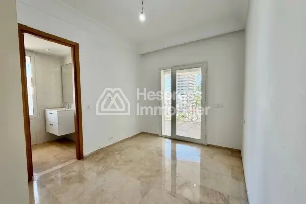 Two-bedroom apartment for rent, unfurnished