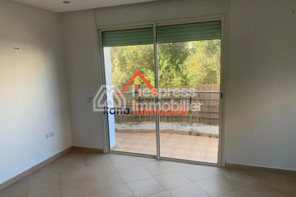 Villa for sale, 350m² in Hay Riad
