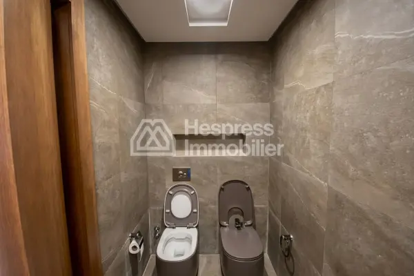 Furnished three-bedroom apartment in CFC