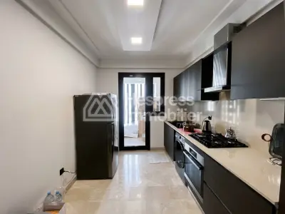 Appartement trois chambres meublè à CFC