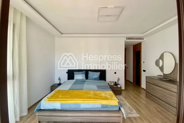 Furnished three-bedroom apartment in CFC