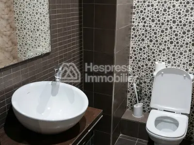 Unfurnished three-bedroom apartment for rent
