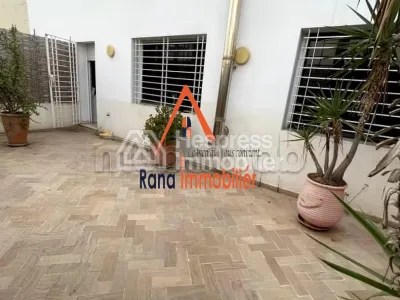 Villa for sale, 350m² in Hay Riad