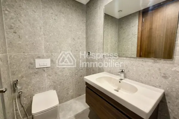 Two-bedroom unfurnished apartment for rent CFC