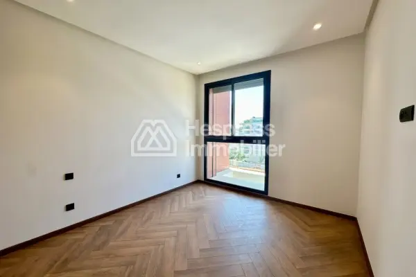 Two-bedroom unfurnished apartment for rent CFC
