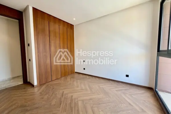 Two-bedroom unfurnished apartment for rent CFC
