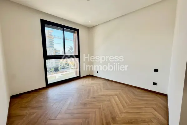 Two-bedroom unfurnished apartment for rent CFC