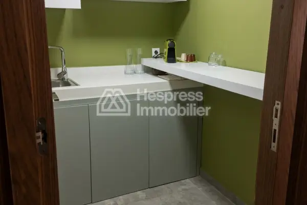 Office space for rent in Moulay Youssef