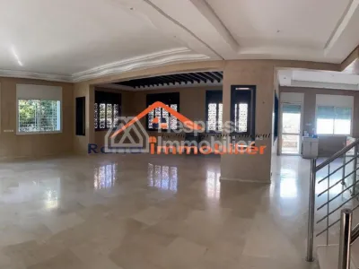 Villa for sale, 350m² in Hay Riad