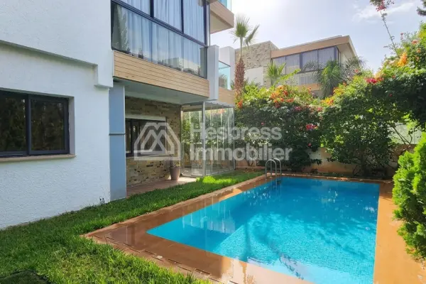 Appartement avec Jardin et Piscine