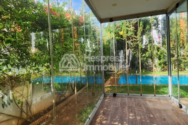 Appartement avec Jardin et Piscine