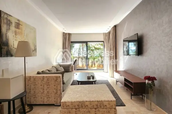 Appartement avec Jardin et Piscine