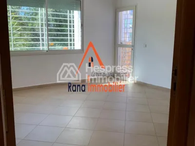 Villa for sale, 350m² in Hay Riad