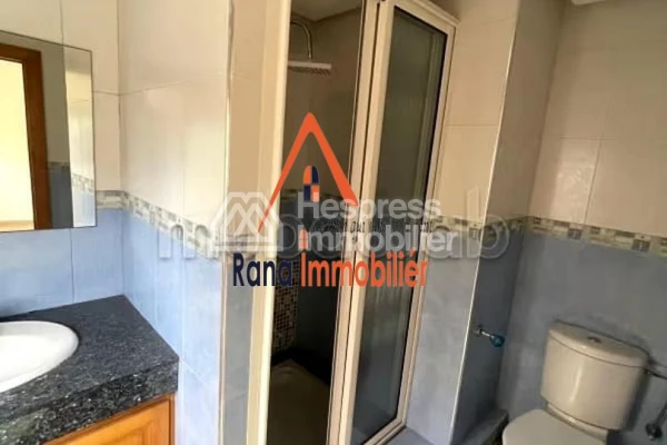 Villa for sale, 350m² in Hay Riad