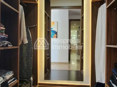Superb 3-bedroom luxury furnished apartment
