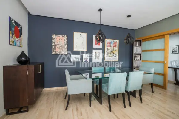 Exceptional 194 m² apartment for sale