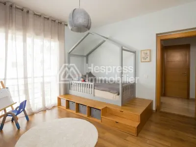 Exceptional 194 m² apartment for sale