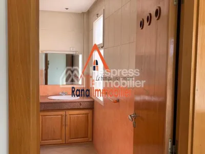 Villa for sale, 350m² in Hay Riad