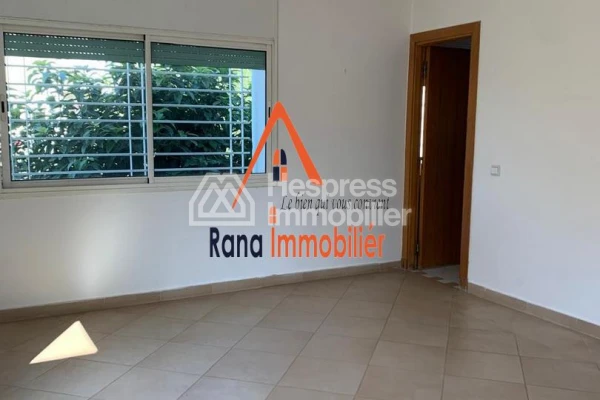 Villa for sale, 350m² in Hay Riad