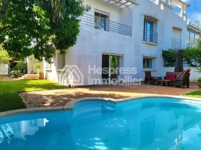 Prime location, exceptional villa for rent