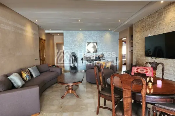 Appartement traversant de 171 m² à vendre