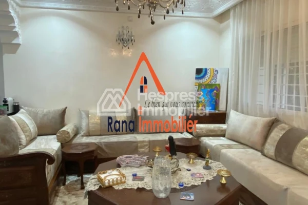 Villa à louer, 500m² à Hay Riad