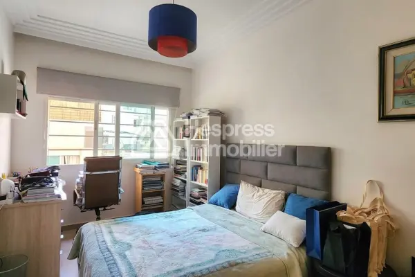 Appartement traversant de 171 m² à vendre