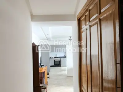 Appartement traversant de 171 m² à vendre