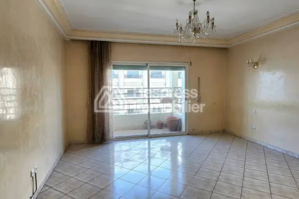 Spacieux appartement de 219 m² à vendre