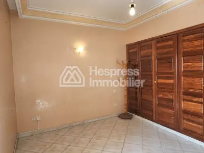 Spacieux appartement de 219 m² à vendre