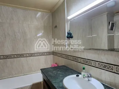 Spacieux appartement de 219 m² à vendre