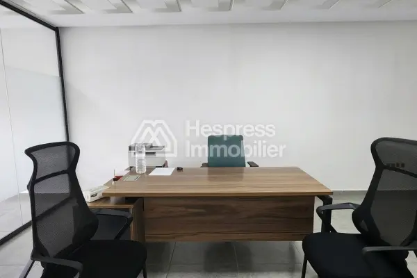 Superbe Bureau de 50 m² à Louer