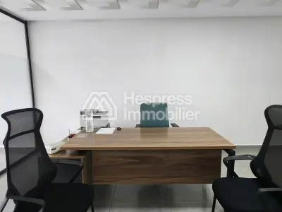 Superbe Bureau de 50 m² à Louer