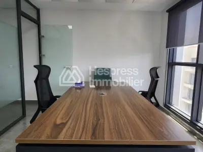 Superbe Bureau de 50 m² à Louer