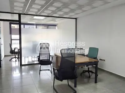 Superbe Bureau de 50 m² à Louer